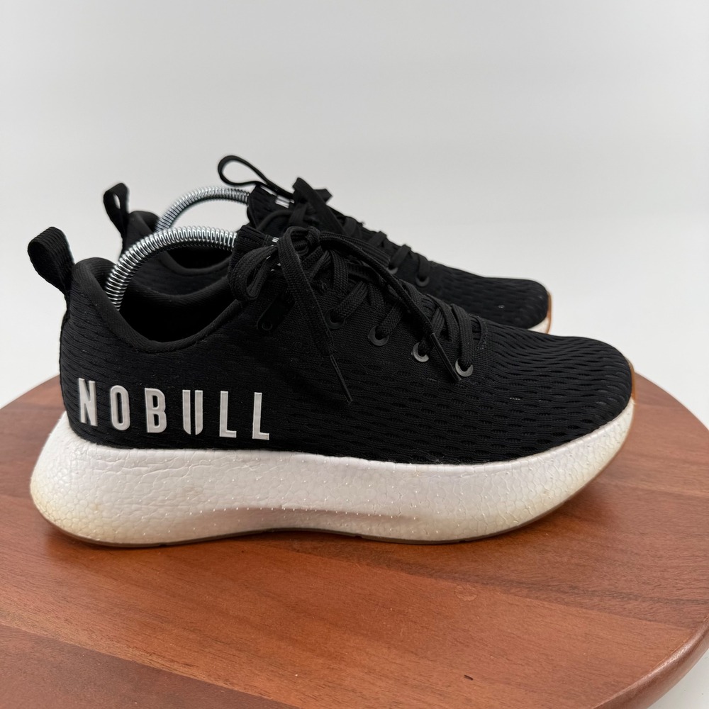 NOBULL Journey Mesh Runner Black/White Athletic Training Shoes Men 9.5/Women 11